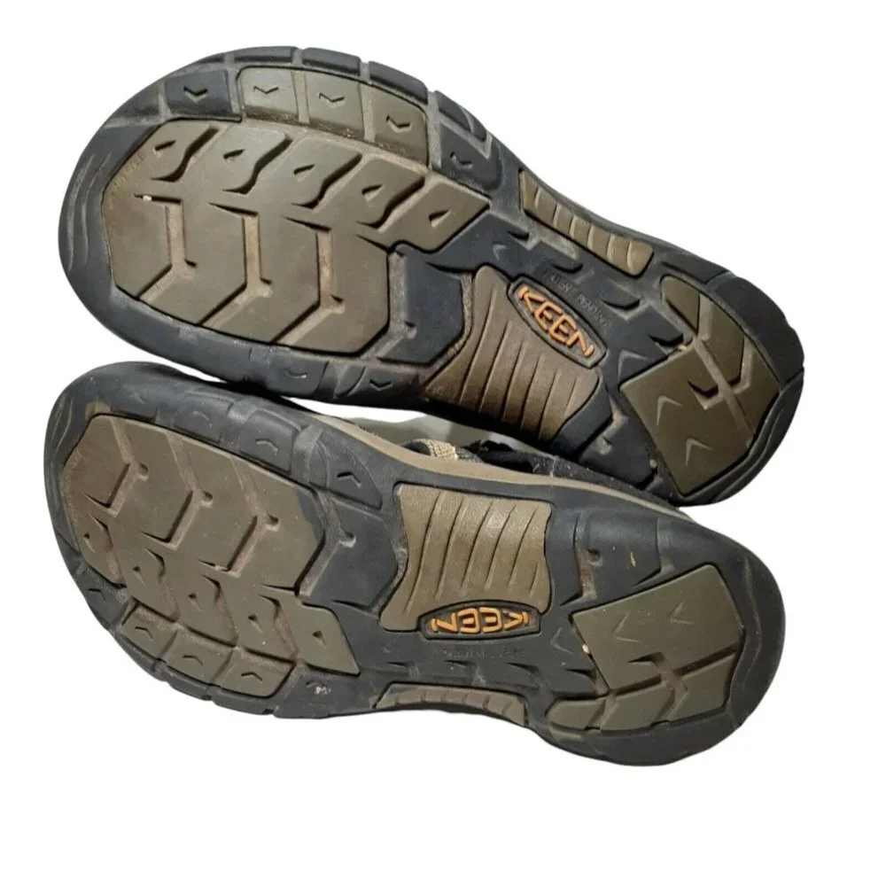 Keen boys sandals